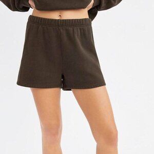 Aritzia TNA Cozy Fleece Shorts